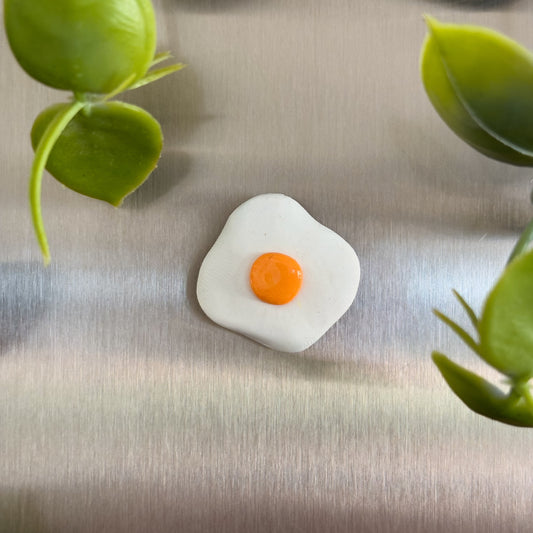 Egg Magnet